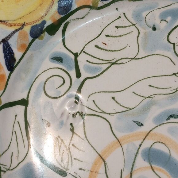 Beautiful Lemon and Leaf Serving Pottery Tray - Picture 7 of 8